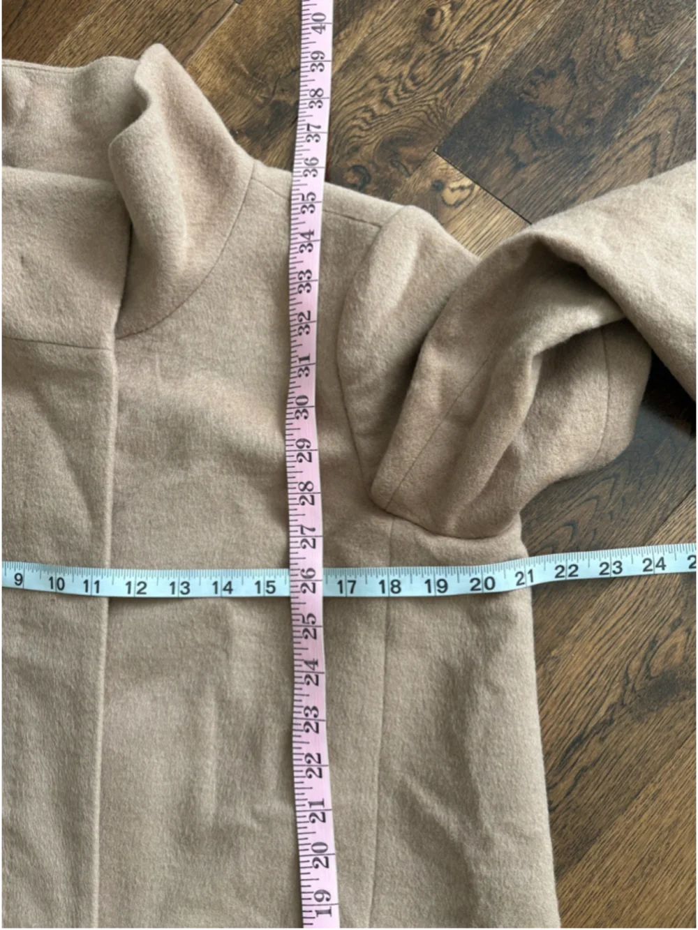 Women's Uniqlo Wool and Cashmere Blend Coat in Brown Size Medium